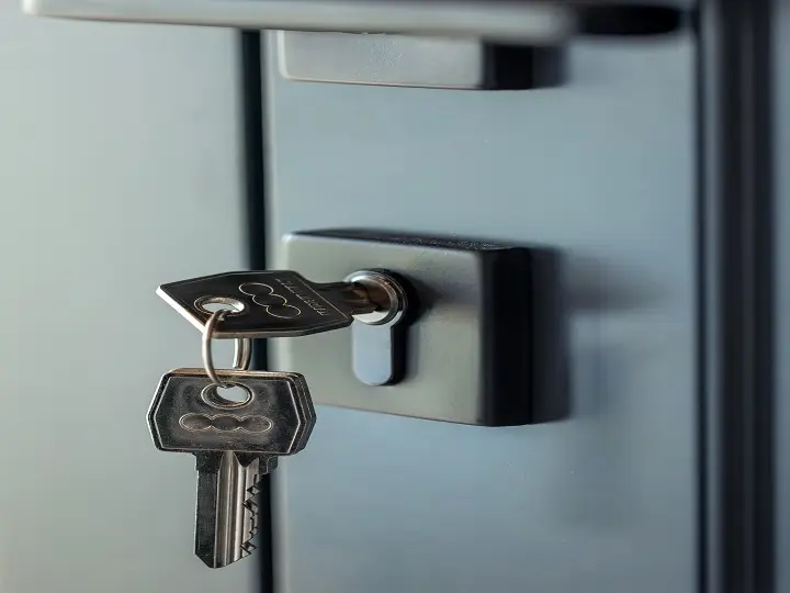 Trusted commercial locksmith in Avondale